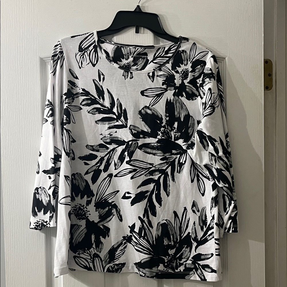 Allison Daley Black and White Floral Long Sleeve Top